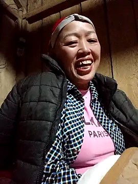 Agnes-baby online show from February 9, 2026, 12:42 pm