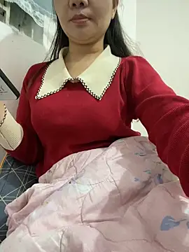 Avelyn-n online show from February 3, 2026, 12:42 am