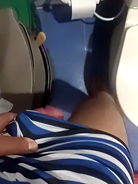 andreslo2026 online show from March 29, 2026, 9:15 pm