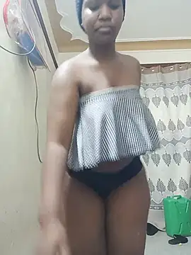 Bootyful me online show from June 16, 2026, 4:37 am