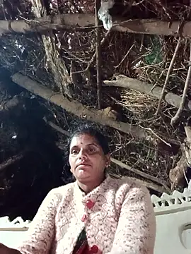 Snapshot of Manvi_hote chatting on January 10, 2026, 3:47 pm Manvi hote online show from January 10, 2026, 3:47 pm