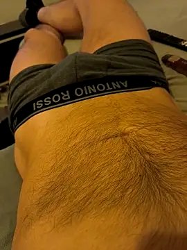 alexi1015 online show from February 14, 2026, 9:55 pm