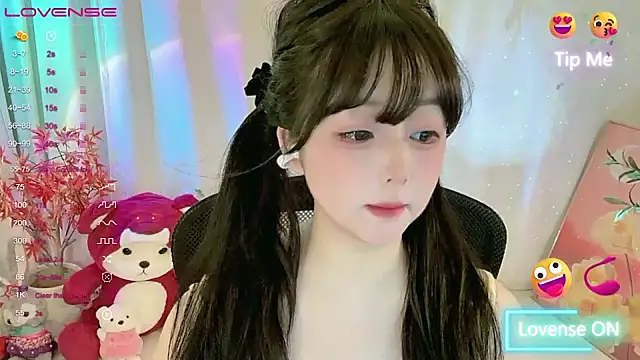 CLaire-5 online show from April 13, 2026, 12:05 am