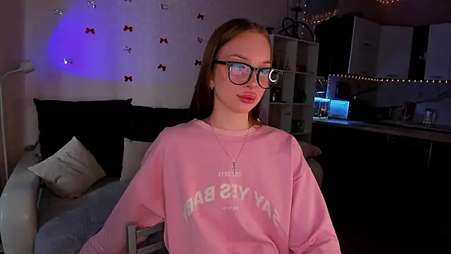 Snapshot of LababyAlice chatting on January 12, 2026, 5:12 am LababyAlice online show from January 12, 2026, 5:12 am