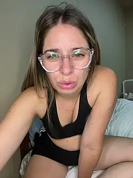 Snapshot of soyanahii chatting on February 10, 2026, 11:09 pm soyanahii online show from February 10, 2026, 11:09 pm