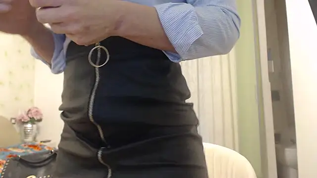 Iolandaiole online show from January 19, 2026, 9:13 am