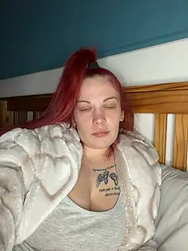 DarkdesireXoX online show from April 22, 2026, 10:11 pm