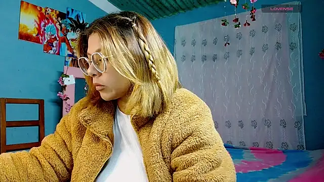 Princess Venus online show from April 18, 2026, 11:38 pm