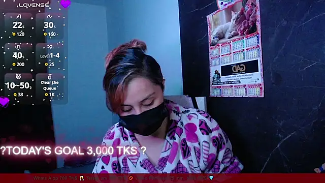 Snapshot of Velvet_Moon33 chatting on May 11, 2026, 3:56 am Velvet Moon33 online show from May 11, 2026, 3:56 am