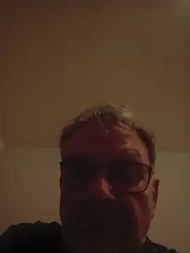 Snapshot of WildNomade chatting on March 18, 2026, 12:47 am WildNomade online show from March 18, 2026, 12:47 am