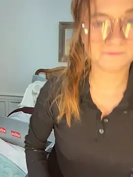 teenyblossom online show from January 16, 2026, 2:10 pm