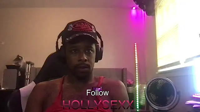 Snapshot of Hollywoodsexx chatting on August 5, 2026, 10:23 pm Hollywoodsexx online show from August 5, 2026, 10:23 pm