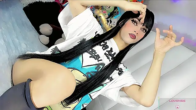 estefany xdd online show from February 21, 2026, 5:41 am