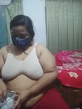 momo loves online show from February 21, 2026, 4:30 pm