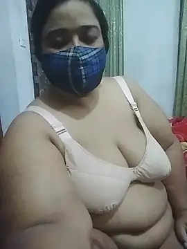 momo loves online show from April 17, 2026, 9:51 pm