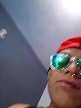 AlexxRomm online show from January 5, 2026, 6:11 pm