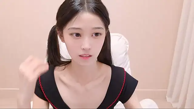 iiiiiiiiiu online show from May 15, 2026, 9:16 am