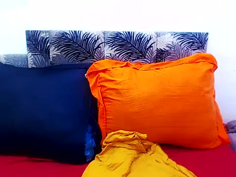 Snapshot of SEXY_MATURExx chatting on March 4, 2026, 4:29 am SEXY MATURExx online show from March 4, 2026, 4:29 am