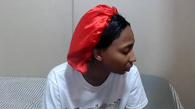 ExtraDoll online show from February 24, 2026, 10:02 am