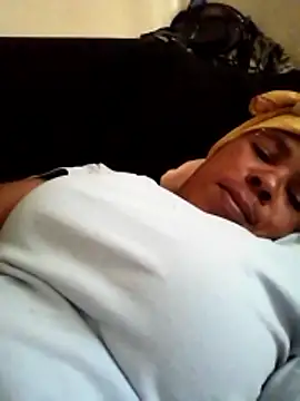 Snapshot of SexyEbonyQueen chatting on January 12, 2026, 1:38 pm SexyEbonyQueen online show from January 12, 2026, 1:38 pm