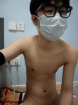 tinKKKKKKL online show from March 15, 2026, 1:28 pm