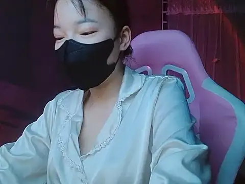 -Tamy- online show from March 19, 2026, 6:23 pm