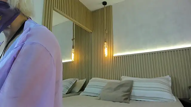 Mar-Tafur online show from January 7, 2026, 1:35 pm