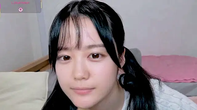 Snapshot of hani-chan chatting on March 19, 2026, 11:47 am hani-chan online show from March 19, 2026, 11:47 am