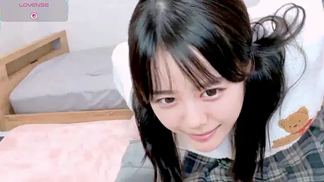 Snapshot of hani-chan chatting on April 6, 2026, 12:06 pm hani-chan online show from April 6, 2026, 12:06 pm