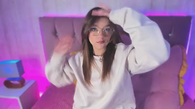 alyy cut3 online show from February 26, 2026, 8:08 pm