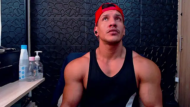 Snapshot of viktor_herrera chatting on January 14, 2026, 3:17 pm viktor herrera online show from January 14, 2026, 3:17 pm