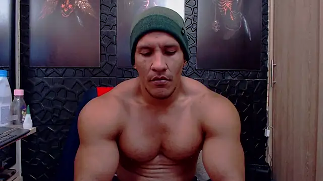 Snapshot of viktor_herrera chatting on February 19, 2026, 6:37 pm viktor herrera online show from February 19, 2026, 6:37 pm