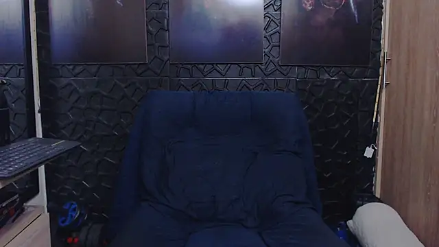 viktor herrera online show from April 13, 2026, 7:52 pm