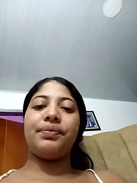 Snapshot of Zaira_xxx chatting on January 15, 2026, 4:17 am Zaira xxx online show from January 15, 2026, 4:17 am