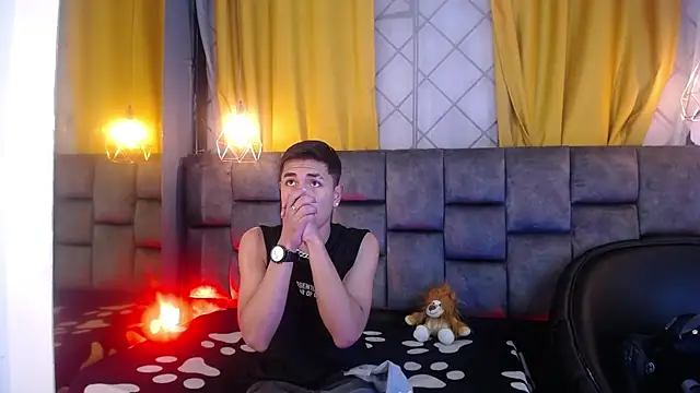 Maik Russo online show from March 25, 2026, 11:38 am