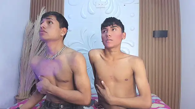 Maik Russo online show from April 22, 2026, 2:36 am