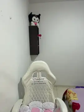 kuritto  online show from April 11, 2026, 12:59 am