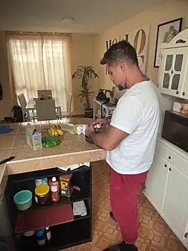 wolfbucker online show from March 17, 2026, 1:47 pm