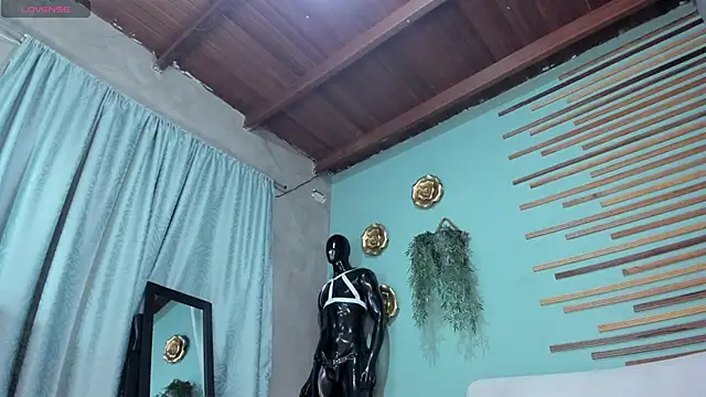 Jade oz  online show from January 10, 2026, 1:51 am