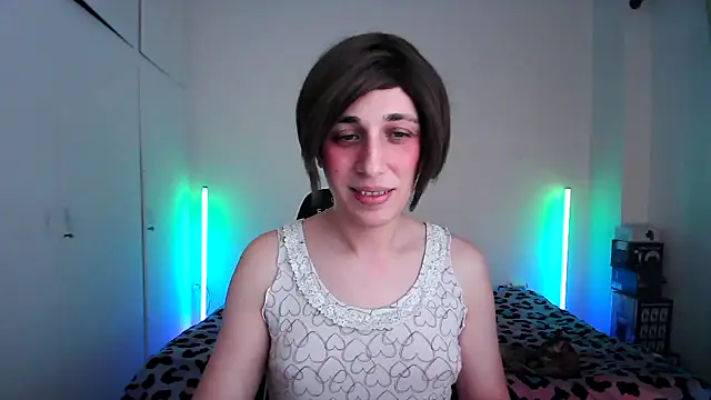 HoneyValentine online show from April 15, 2026, 7:58 pm