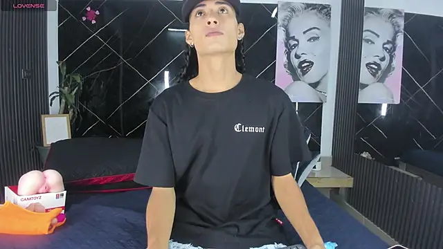 Treyk king online show from April 12, 2026, 4:39 am