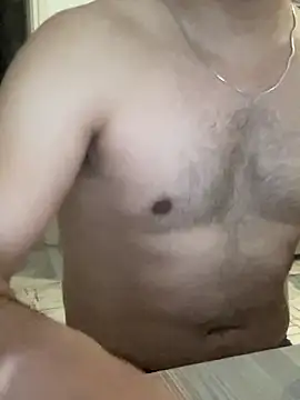 Snapshot of comings33 chatting on March 23, 2026, 2:10 pm comings33 online show from March 23, 2026, 2:10 pm