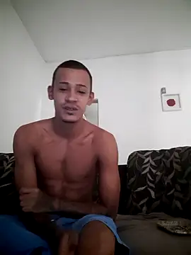 Snapshot of Magrinhodelicia011 chatting on March 27, 2026, 4:40 pm Magrinhodelicia011 online show from March 27, 2026, 4:40 pm