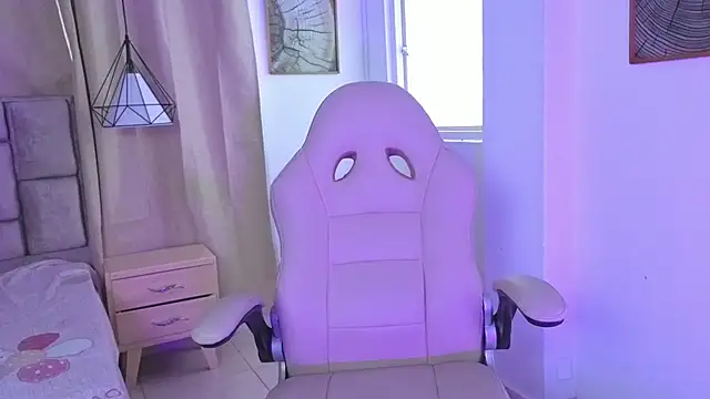 Snapshot of scarlettjohnson_ chatting on January 12, 2026, 1:05 pm scarlettjohnson online show from January 12, 2026, 1:05 pm