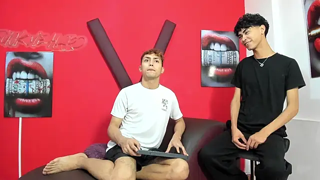 AVENGER BOYS2026 online show from April 14, 2026, 7:14 am