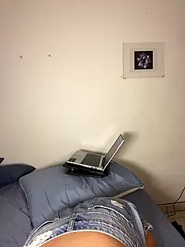 Martina small online show from January 10, 2026, 4:58 am