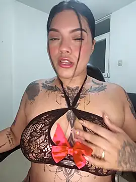 Snapshot of brenda_palacio chatting on April 11, 2026, 2:49 am brenda palacio online show from April 11, 2026, 2:49 am