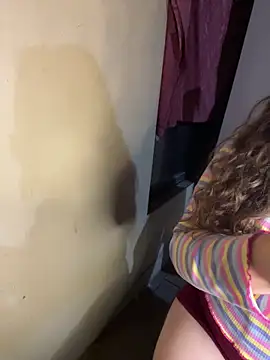 ParejaSutra69 online show from April 21, 2026, 5:14 am