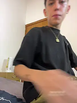 Snapshot of Iamcami_ chatting on February 16, 2026, 7:21 pm Iamcami online show from February 16, 2026, 7:21 pm