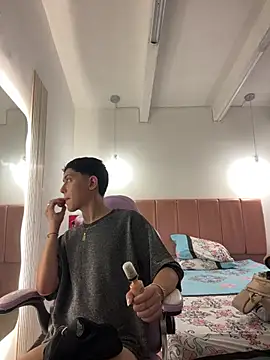 Snapshot of Iamcami_ chatting on February 26, 2026, 6:51 pm Iamcami online show from February 26, 2026, 6:51 pm